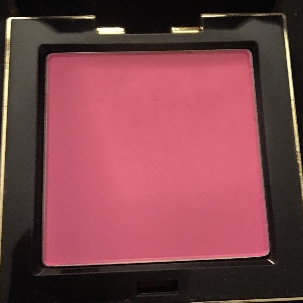Pretty vulgar blush